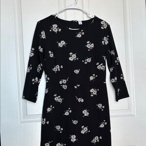 Old Navy Black Floral Long Sleeve Dress